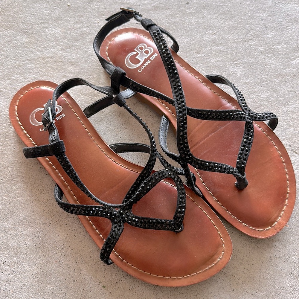 GB sandal